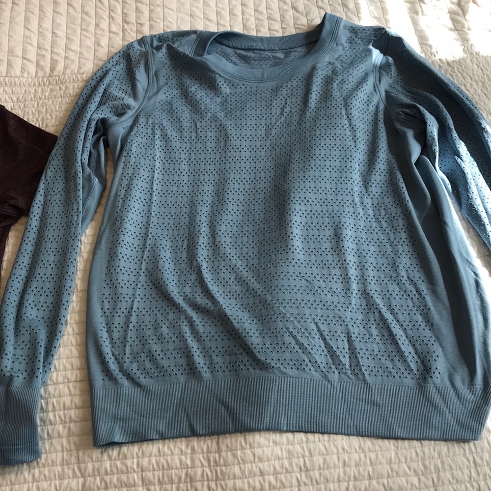 Lululemon top